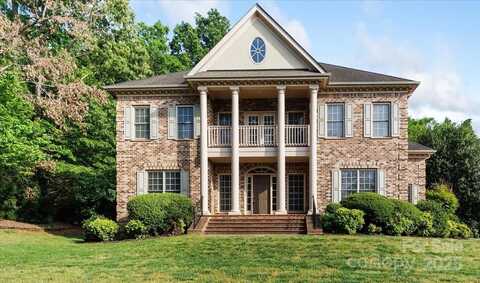 10836 Fox Hedge Road, Matthews, NC 28105