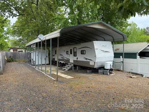 148 Sunshine Trail, Mount Gilead, NC 27306