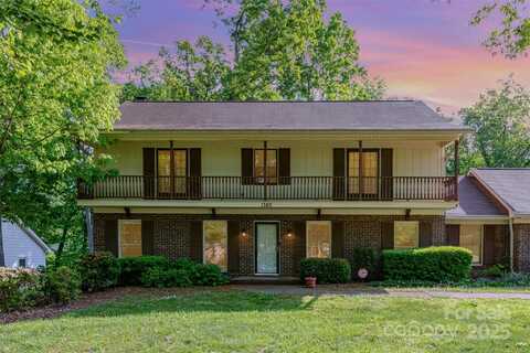 1340 Piccadilly Drive, Charlotte, NC 28211