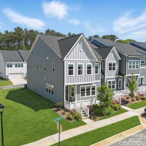 134 Berkeley Avenue, Mooresville, NC 28117