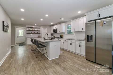 703 S Main Street, Landis, NC 28088