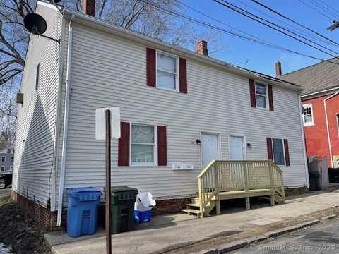 26-28 8th Street, Norwich, CT 06360