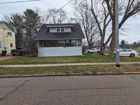 903 N WALNUT AVENUE, Marshfield, WI 54449