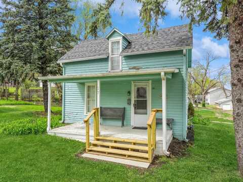 17 N Iowa Street, Colfax, IA 50054