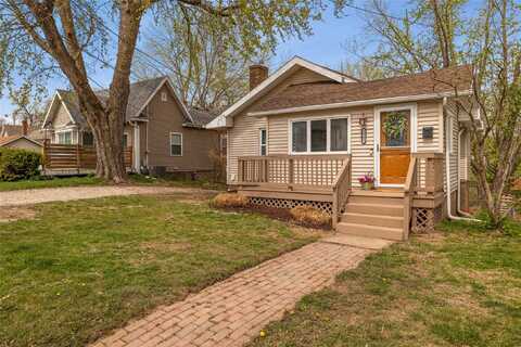 2905 Sheridan Avenue, Des Moines, IA 50310