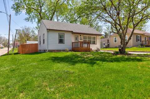 3945 54th Street, Des Moines, IA 50310