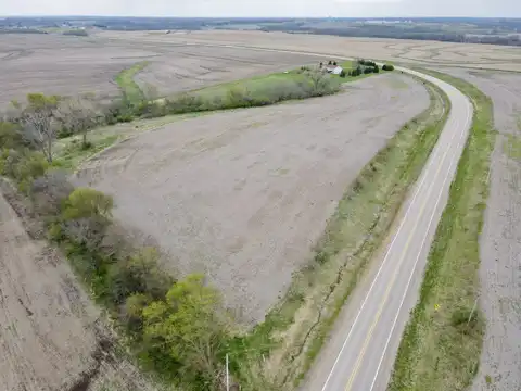 00 HWY G44 Highway, Knoxville, IA 50138