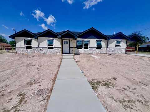 1202 Esparza, Del Rio, TX 78840