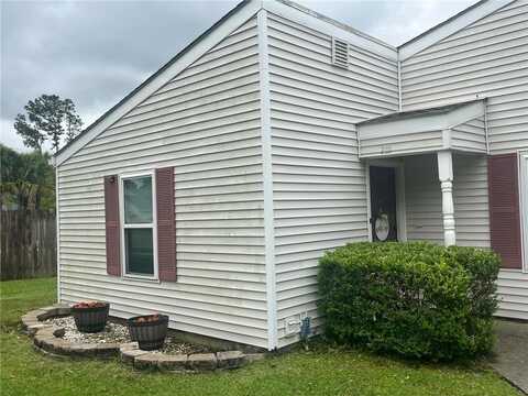 201 PUTTERS Lane, Slidell, LA 70460