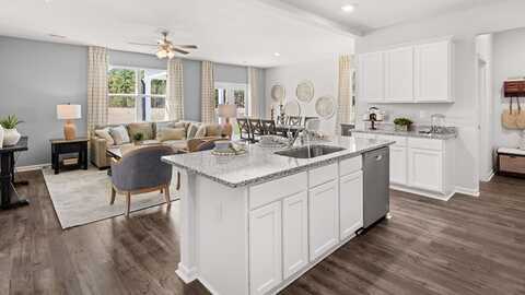 725 LYTHAM DRIVE, AIKEN, SC 29801
