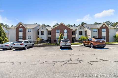 124 Gallery Drive unit: 302, Spring Lake, NC 28390