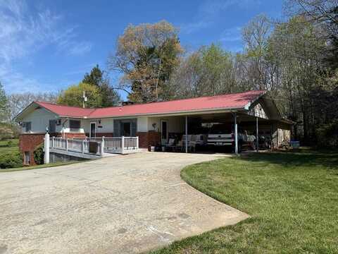 136 Liner Drive, Franklin, NC 28734