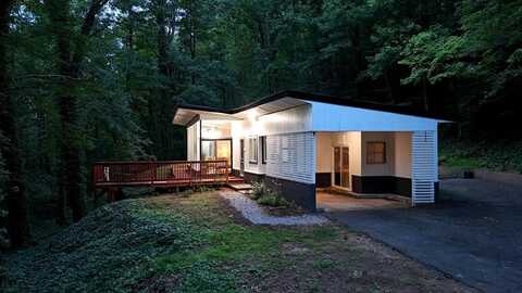 103 Riverwood Drive, Sylva, NC 28779