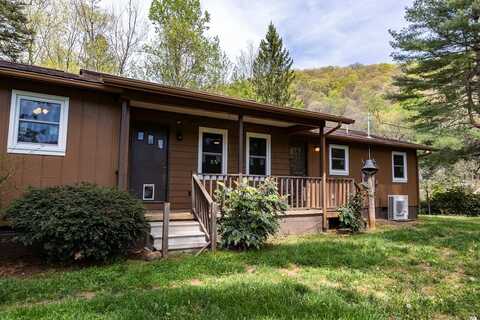 205 Blackwood Road, Cullowhee, NC 28723