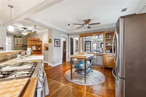 698 Bellemeade Avenue NW, Atlanta, GA 30318