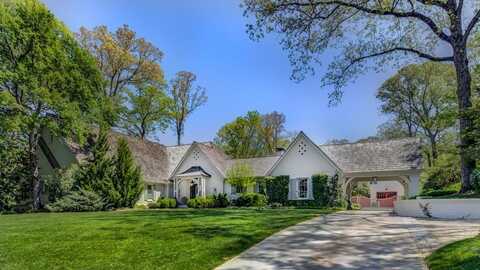 3489 Knollwood Drive NW, Atlanta, GA 30305