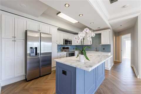 2161 Peachtree Road NE, Atlanta, GA 30309