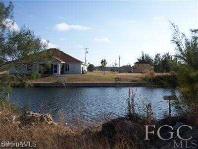 2122 NE 35th Lane, Cape Coral, FL 33909