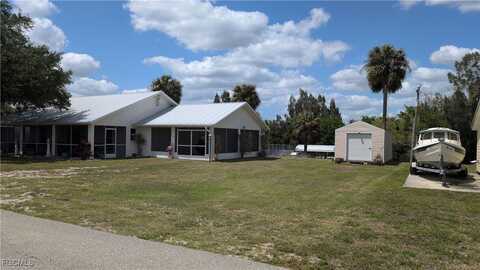 1159 Lock Lane, Moore Haven, FL 33471