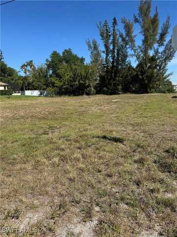 3503 SW 3rd Terrace, Cape Coral, FL 33991