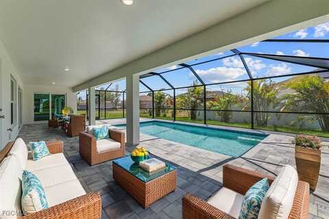 2818 NW 18th Place, Cape Coral, FL 33993