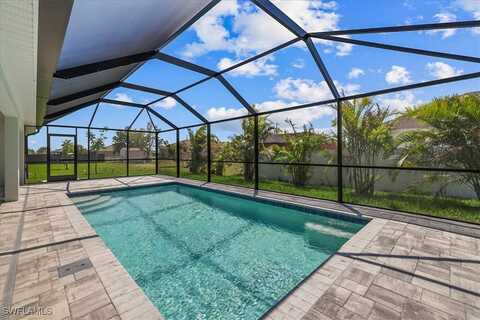 2818 NW 18th Place, Cape Coral, FL 33993