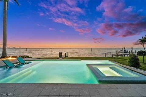 3305 SE 22nd Place, Cape Coral, FL 33904