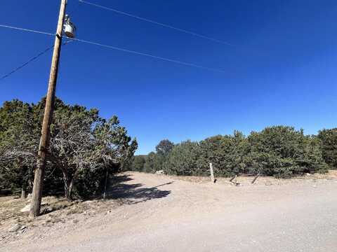 9 Camino Flora, Tijeras, NM 87059