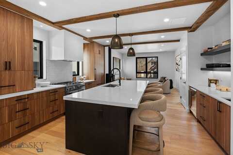 115 S 7th Avenue, Bozeman, MT 59715