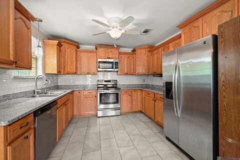 11926 Sage Dr, Central, LA 70818