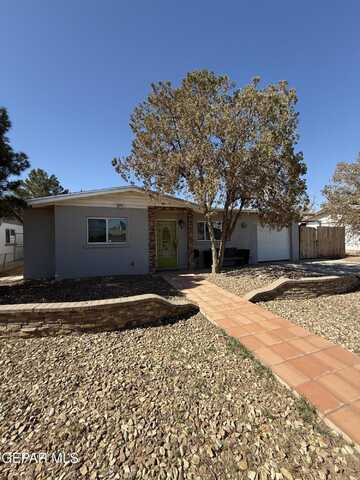 8136 Tigua Circle, El Paso, TX 79907