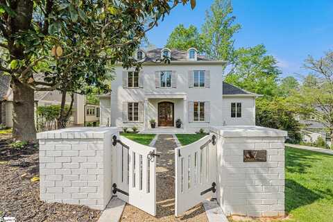 7 Waccamaw Circle, Greenville, SC 29605