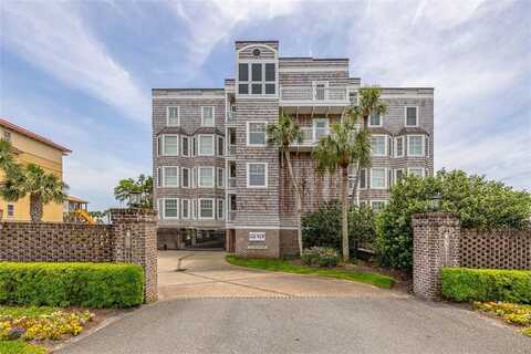 744 Ocean Blvd Blvd, Saint Simons Island, GA 31522