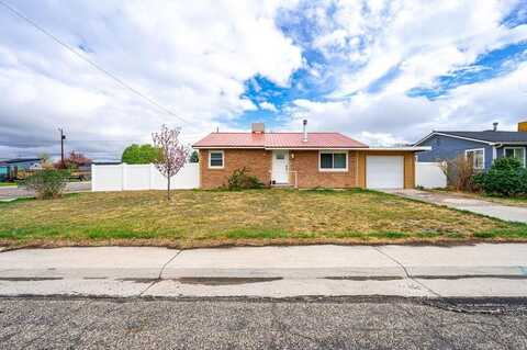 949 E Laura Avenue, Fruita, CO 81521