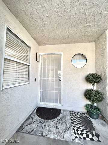 6250 W Flamingo Road, Las Vegas, NV 89103