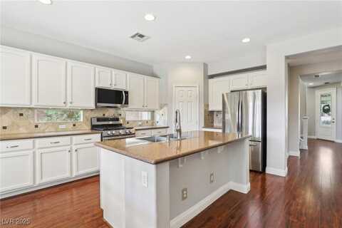 4213 Bridesmaid Falls Avenue, North Las Vegas, NV 89085