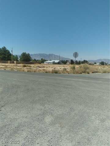 380 Gina Street, Pahrump, NV 89048