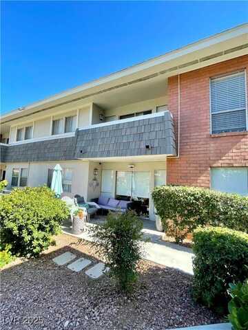 682 Oakmont Avenue, Las Vegas, NV 89109