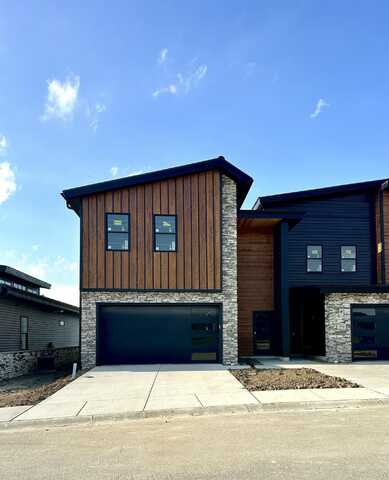 278 Sawgrass Drive, Crown Point, IN 46307