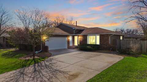 1501 W 73rd Place, Merrillville, IN 46410