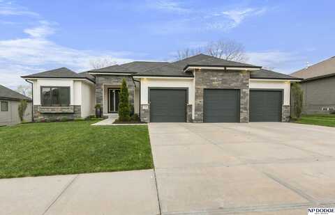 11018 S 174th Street, Omaha, NE 68136