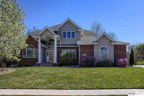 17105 Cypress Drive, Omaha, NE 68136
