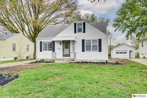 6324 North 38th Street, Omaha, NE 68111