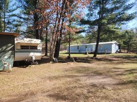 554 S Peacock Trail, Baldwin, MI 49304