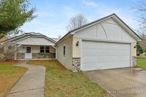 1132 N Meadowbrook Road, White Cloud, MI 49349