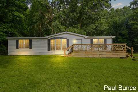 1417 Grand River Drive NE, Ada, MI 49301