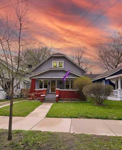 1344 Walker Avenue NW, Grand Rapids, MI 49504