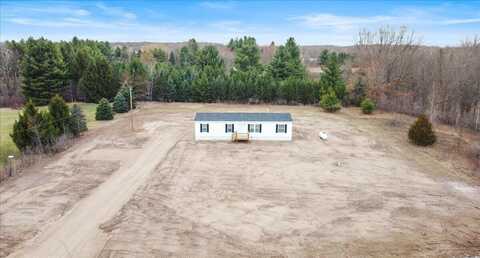20389 Freedom Drive, Pierson, MI 49339