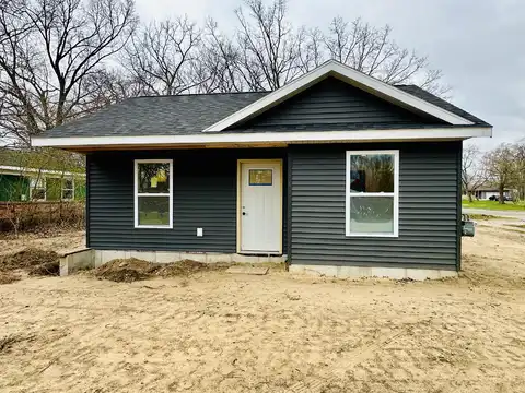 509 Adams Avenue, Muskegon, MI 49442