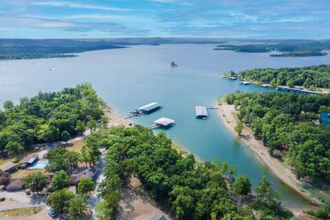 429 E Chinquapin Circle, Branson, MO 65616
